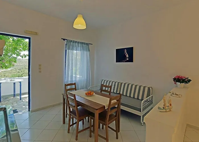 Spanos * Áyios Pétros